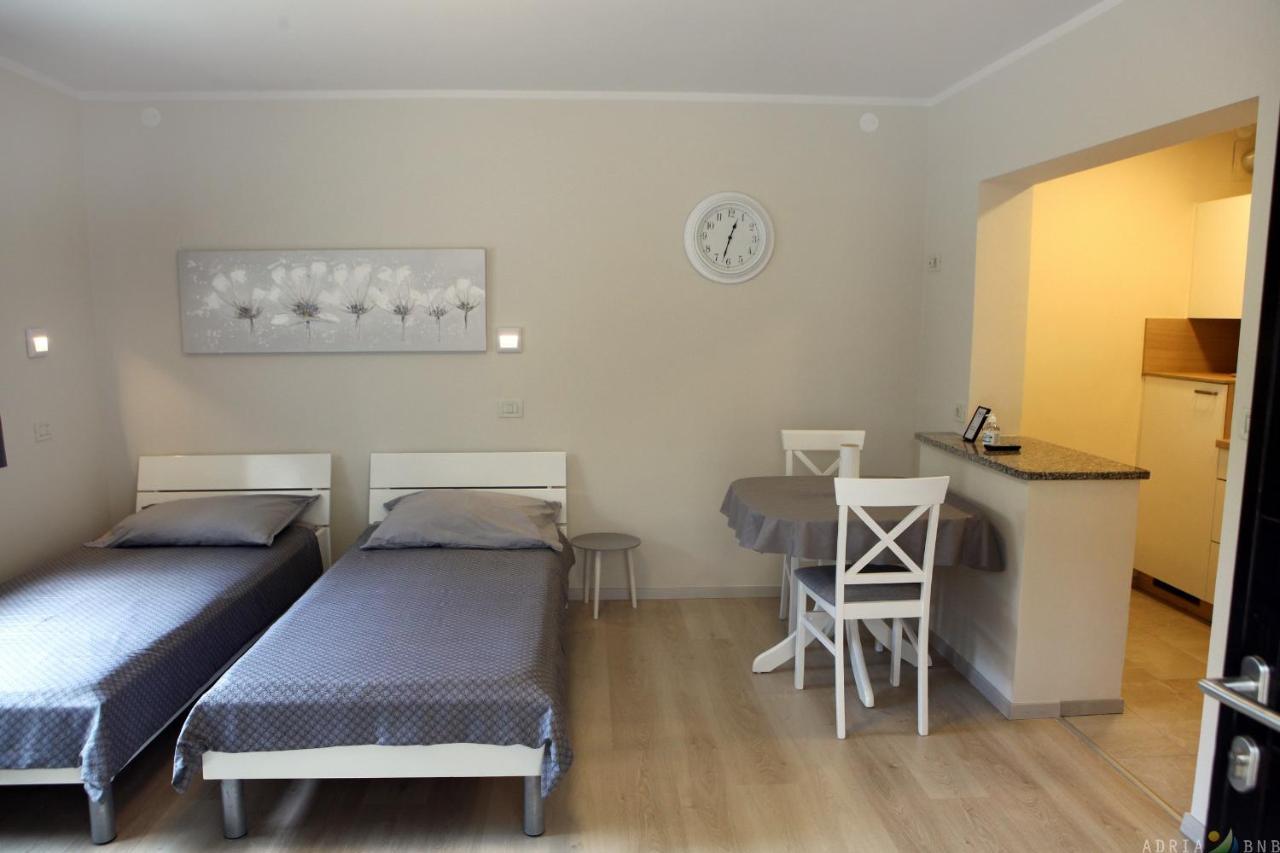 Spacious Izola Apartment Sl Exterior foto